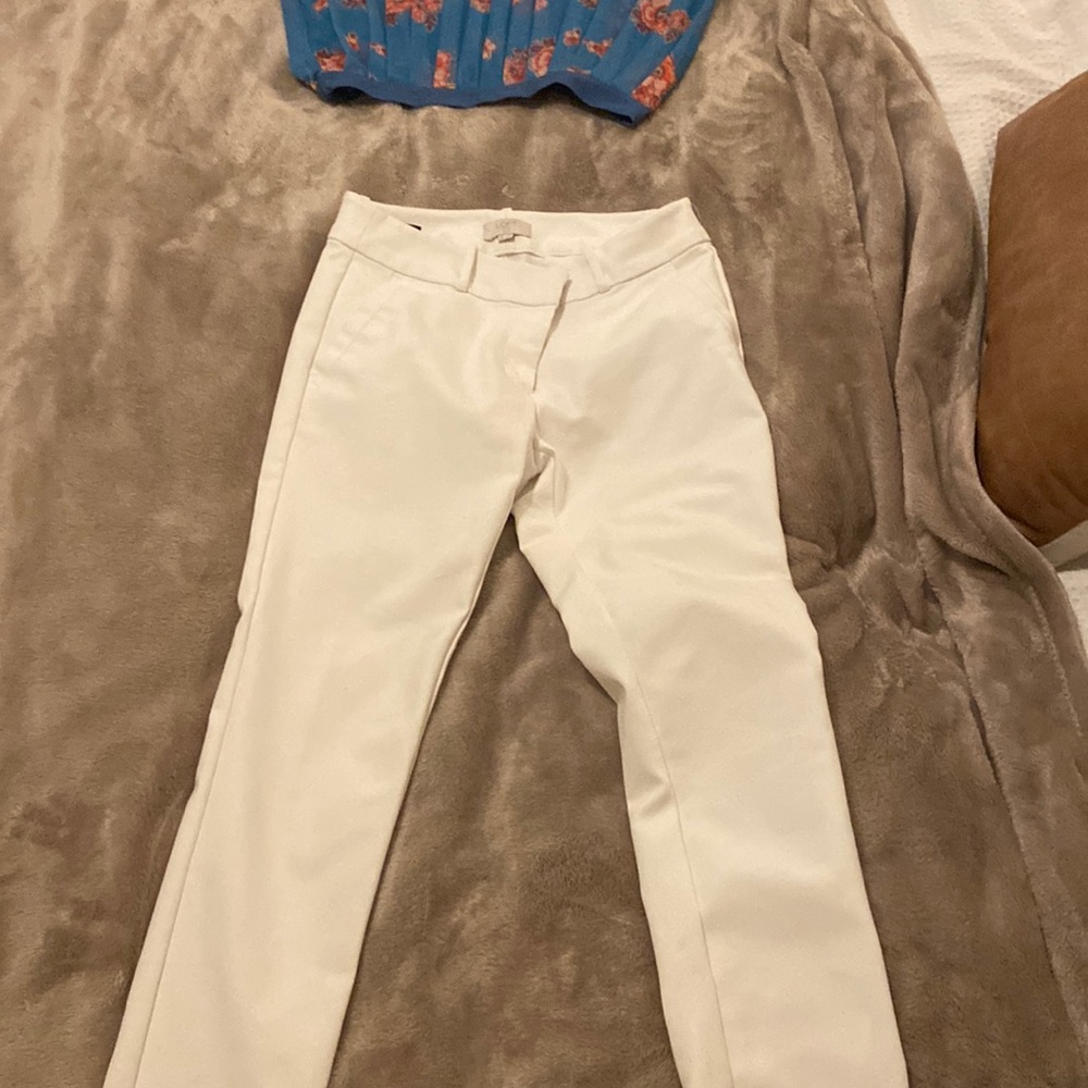 Pair of white Modern skinny ankle pant by Ann Taylor Loft